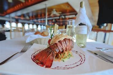 Sunset Dinner & Show Deluxe - Image 6