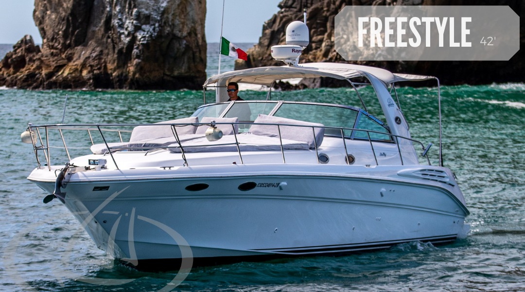 Luxury Private Yacht - Image 11