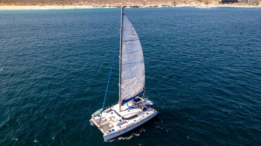Private Catamaran Deluxe - Image 6
